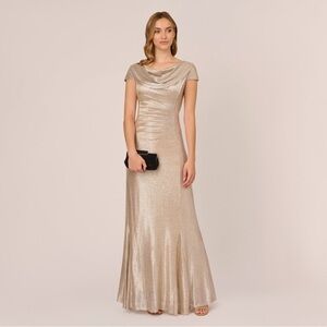 Adrianna Papell Gold Metallic Gown SZ 12 NWT Formal Evening MOB GALA Cap Sleeves
